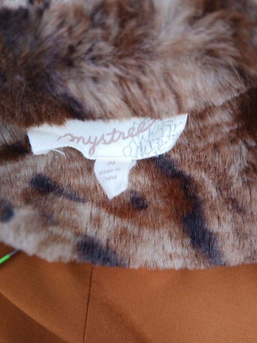 Mystree Womens Brown Leopard Print Faux Fur Jacket Size M Pockets Cozy Teddy - Picture 14 of 16